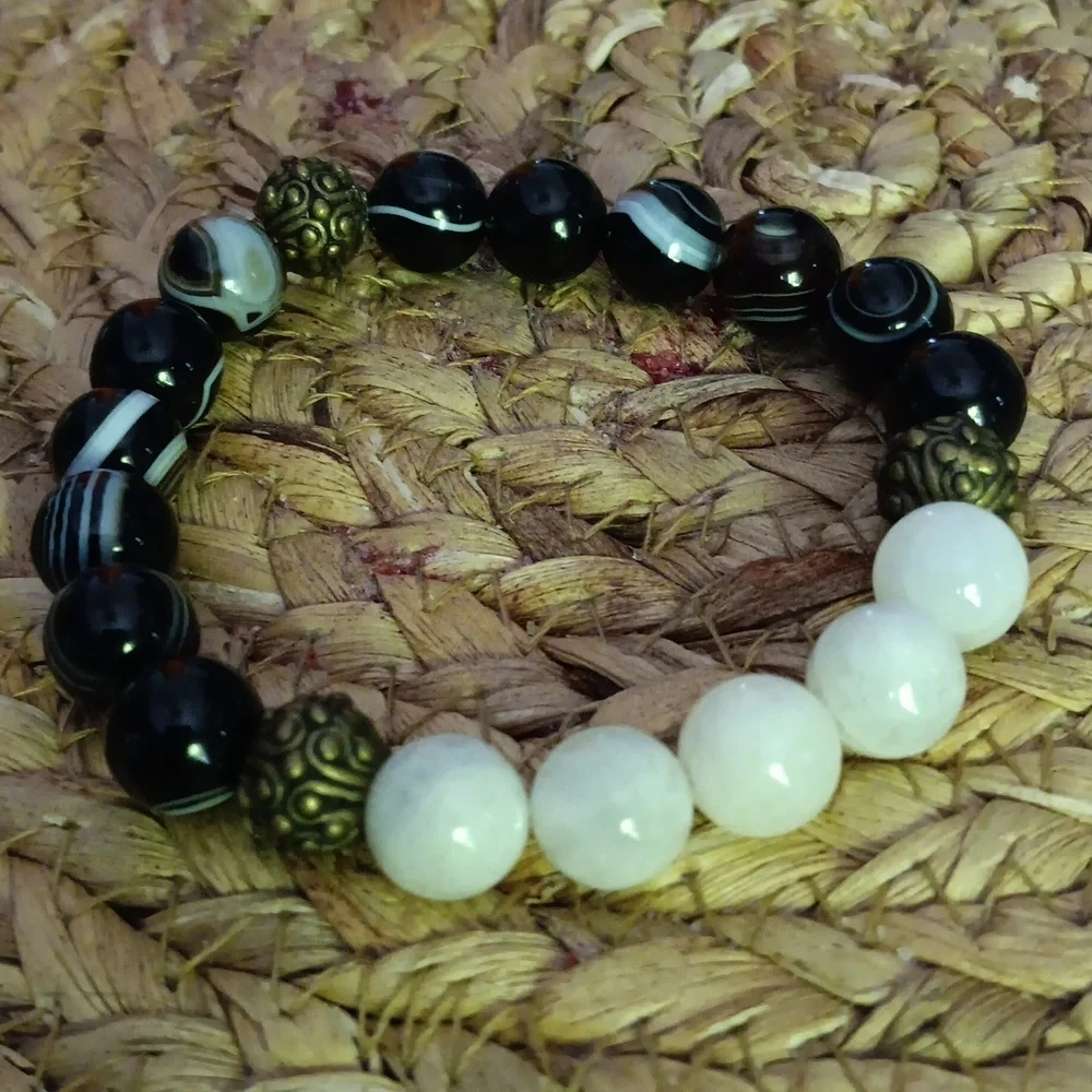 Agate & Moonstone Beaded Stretch Bracelet - Picture 1 of 3